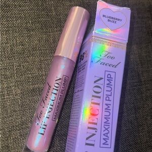 Too Faced Lip Injection MAXIMUM PLUMP. SHADE BLUEBERRY BUZZ 0.14oz
